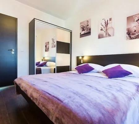 Apartament Niki *