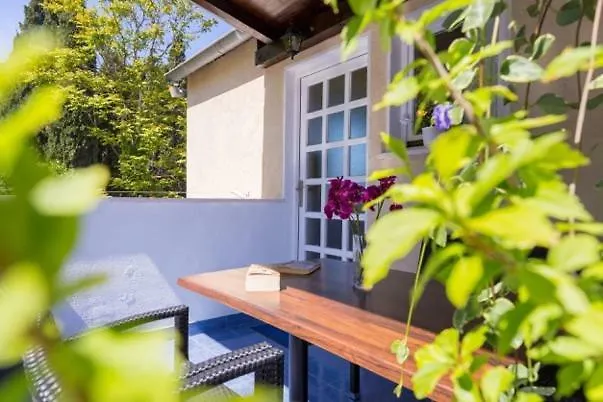 Niki Apartamento