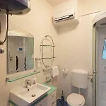 Niki *